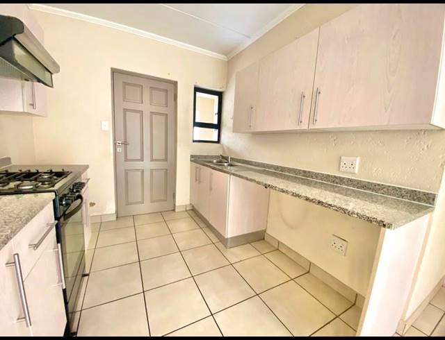 1 BEDROOM APARTMENT FOR SALE IN BEVERLEY